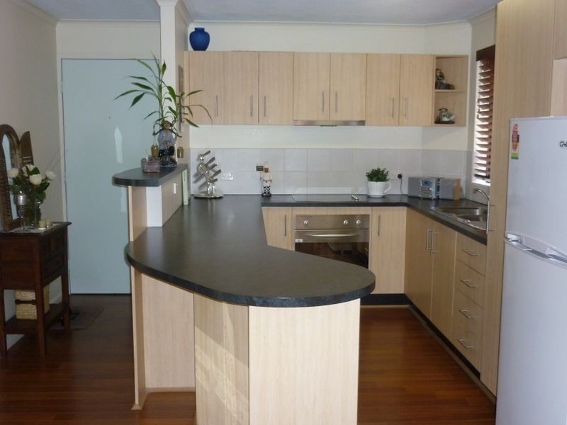 8/26 Stephens St, Burleigh Heads QLD 4220