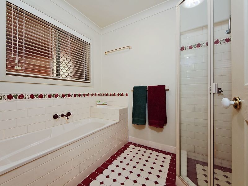 16 Outrigger Dr, Robina QLD 4226