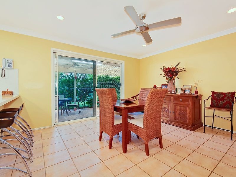 1 Thornleigh Crescent, Varsity Lakes QLD 4227