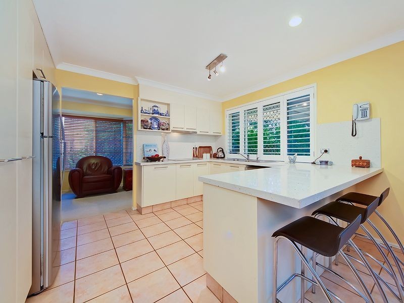 1 Thornleigh Crescent, Varsity Lakes QLD 4227
