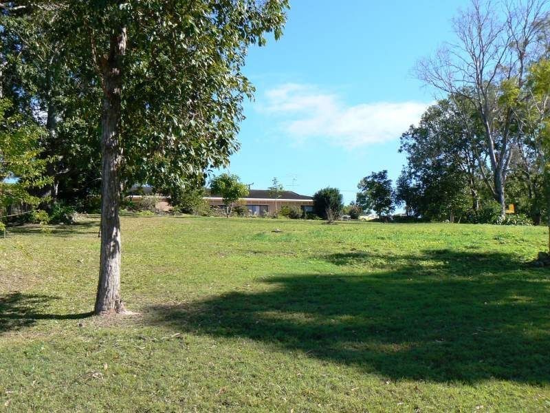 1 Warra Court, Mudgeeraba QLD 4213