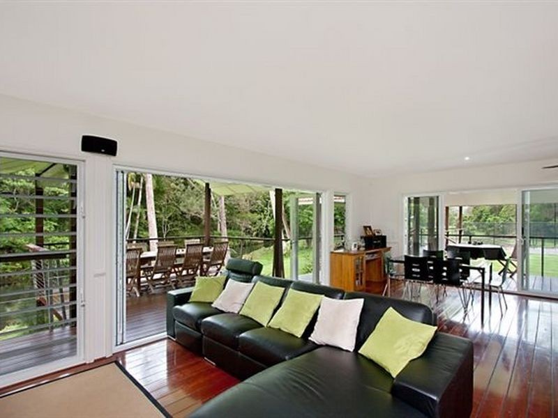 1074 Tallebudgera Creek Road, Tallebudgera Valley QLD 4228
