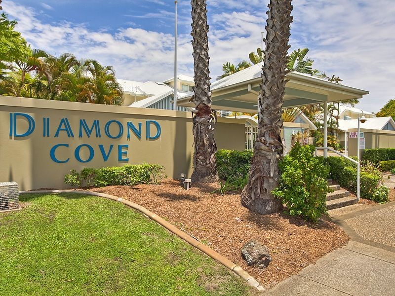 18/16 Crescent Ave, Mermaid Beach QLD 4218