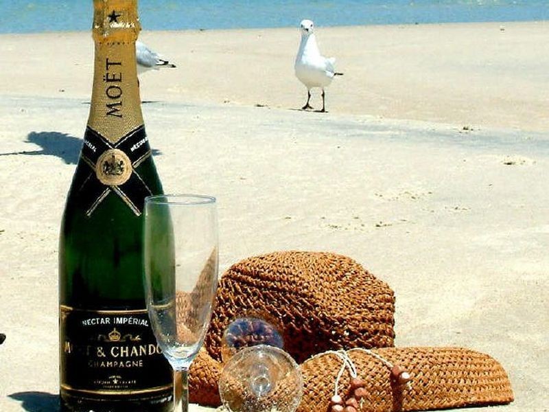 18/16 Crescent Ave, Mermaid Beach QLD 4218