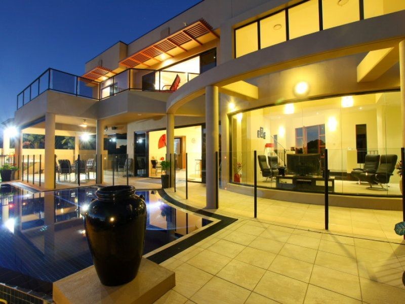 27 Lakelands Dr, Merrimac QLD 4226