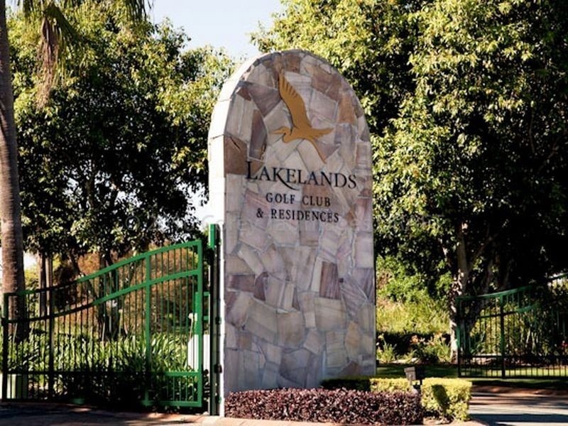 47 Lakelands Dr, Merrimac QLD 4226