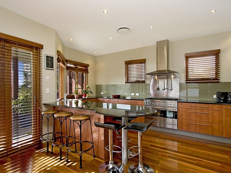 1/2 Cedar Court, Burleigh Heads QLD 4220
