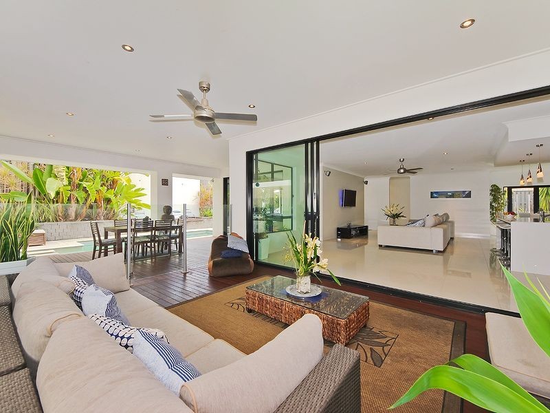 17 Castello Circuit, Varsity Lakes QLD 4227