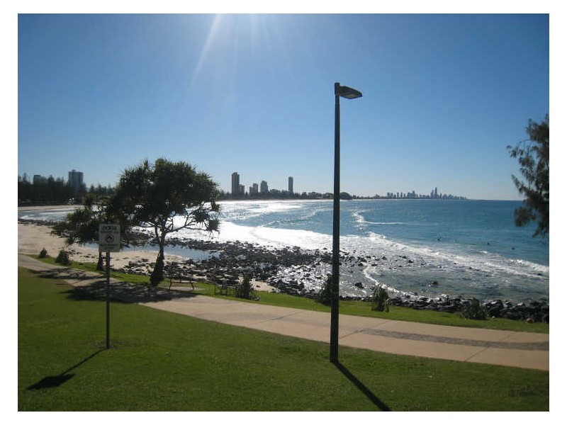 2/32 Ewart Street, Burleigh Heads QLD 4220