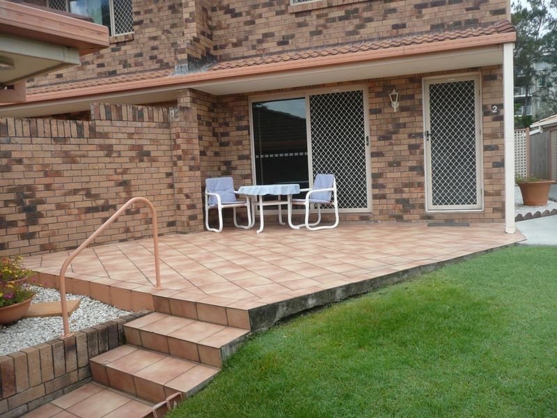 2/10 Snowgum Court, Burleigh Waters QLD 4220