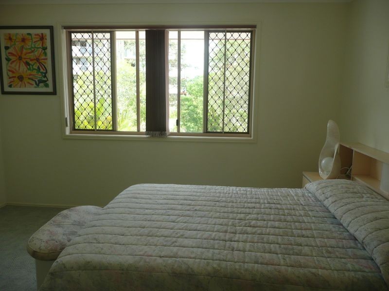 2/10 Snowgum Court, Burleigh Waters QLD 4220