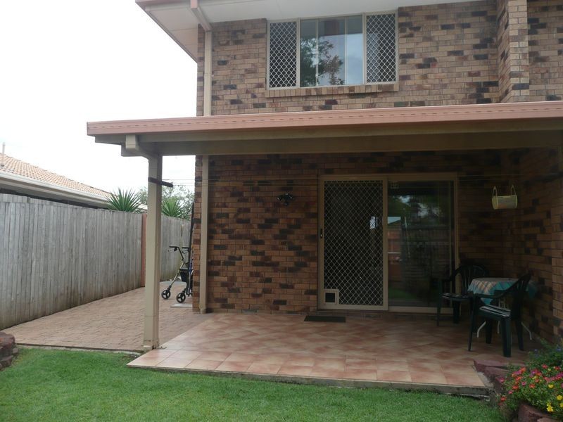 2/10 Snowgum Court, Burleigh Waters QLD 4220