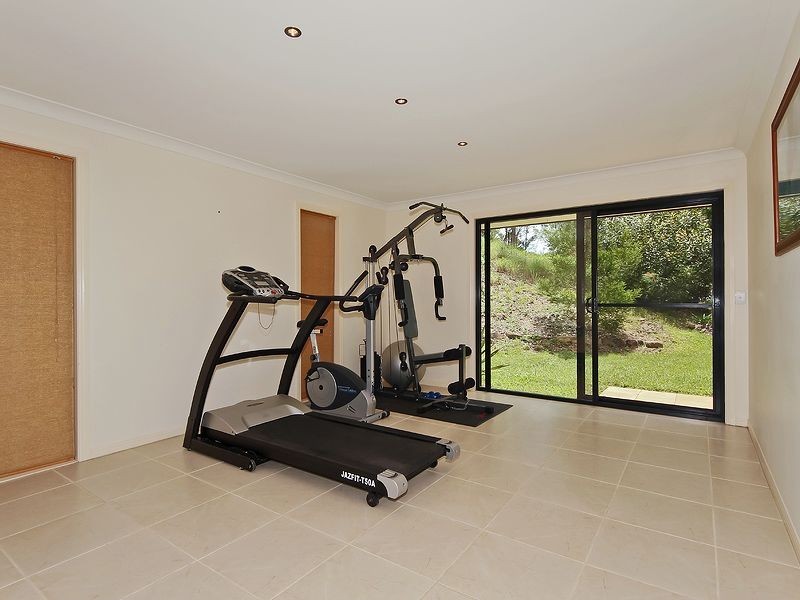 18 Wisteria Ct, Tallebudgera Valley QLD 4228