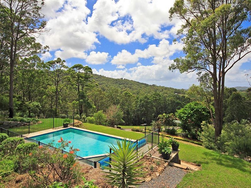 18 Wisteria Ct, Tallebudgera Valley QLD 4228