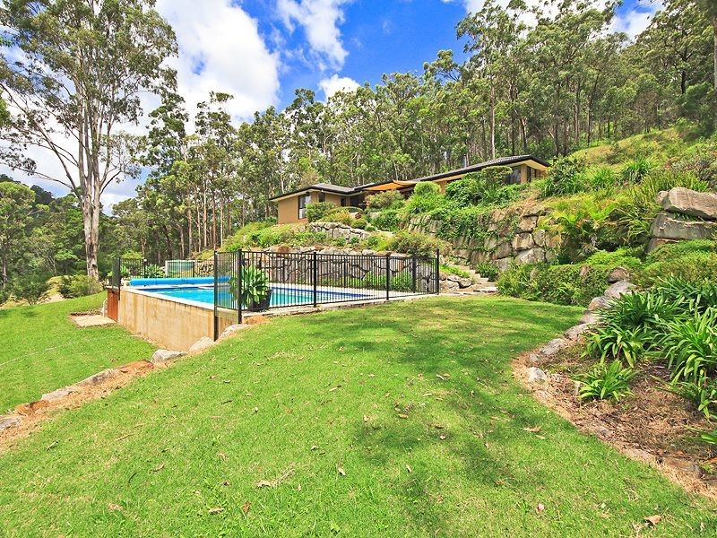 18 Wisteria Ct, Tallebudgera Valley QLD 4228