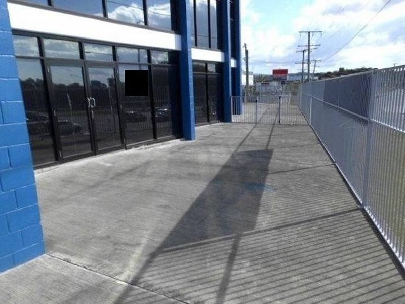 1-4/2 Newcastle Street, Burleigh Heads QLD 4220