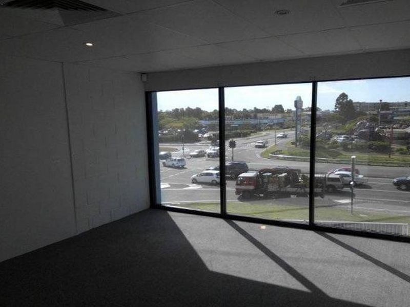 1-4/2 Newcastle Street, Burleigh Heads QLD 4220