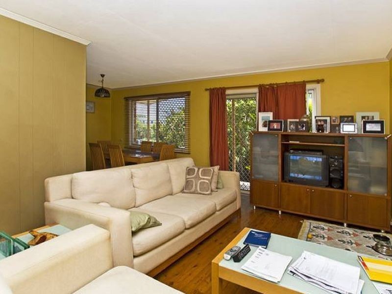1/50 Albion Avenue, Miami QLD 4220