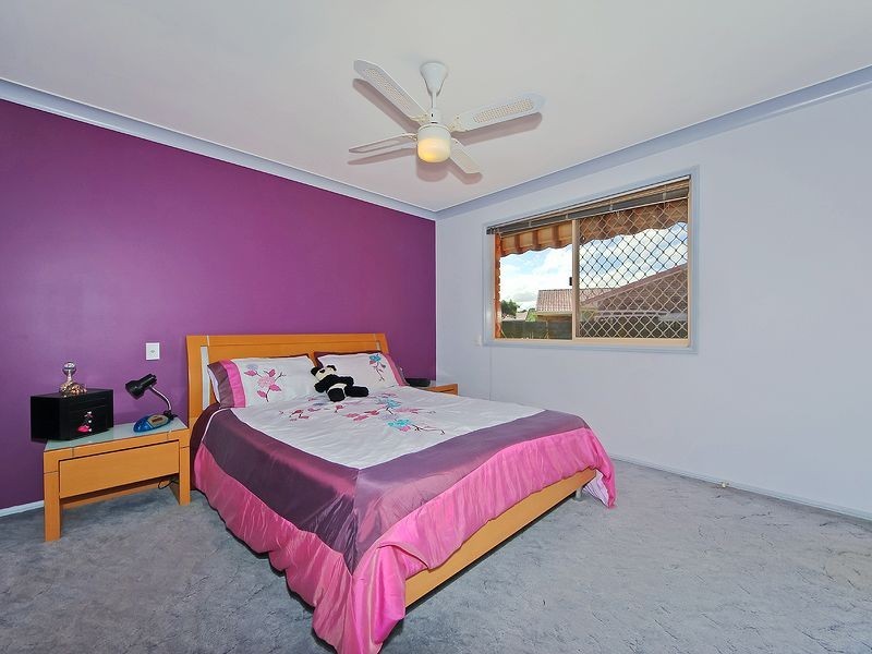 22 Whipbird Ct, Burleigh Waters QLD 4220