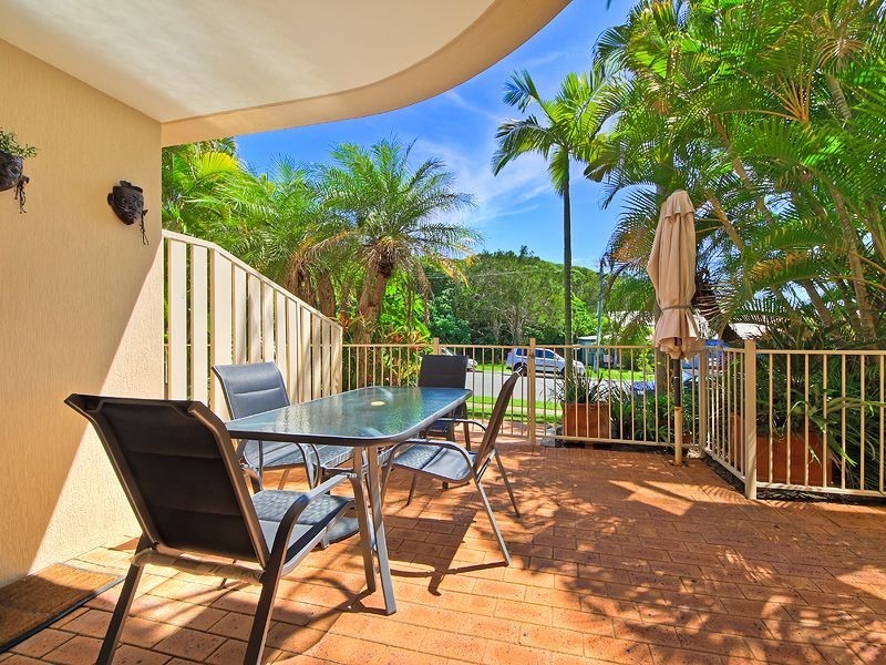 17/15 Santa Monica Road, Miami QLD 4220