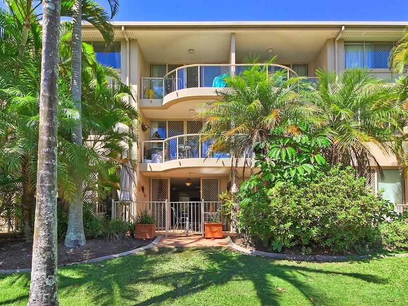 17/15 Santa Monica Road, Miami QLD 4220