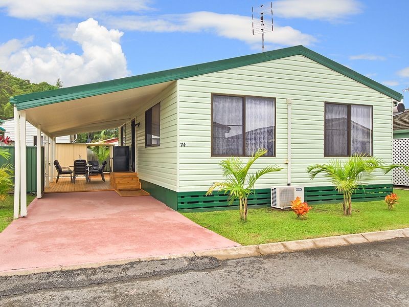 74/3 Township Drive, Burleigh Heads QLD 4220