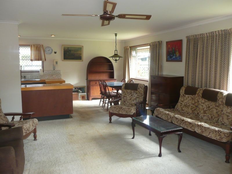 3 Parnoo Avenue, Burleigh Heads QLD 4220