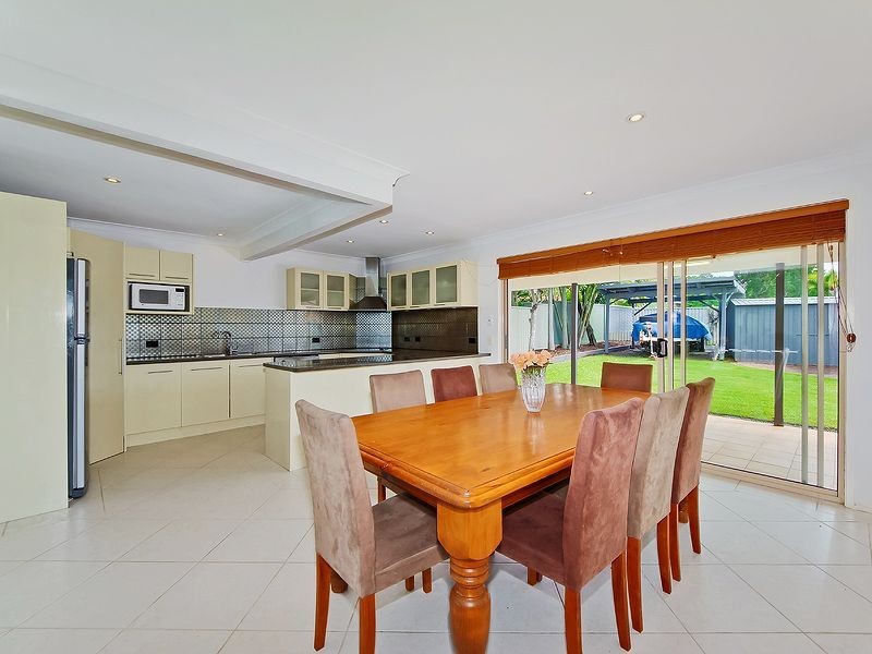 163 Benowa Road, Ashmore QLD 4214