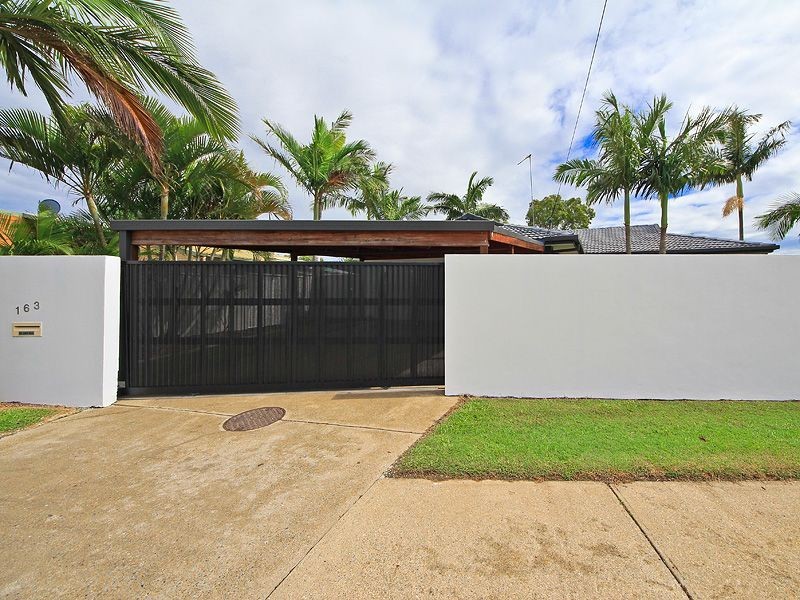 163 Benowa Road, Ashmore QLD 4214