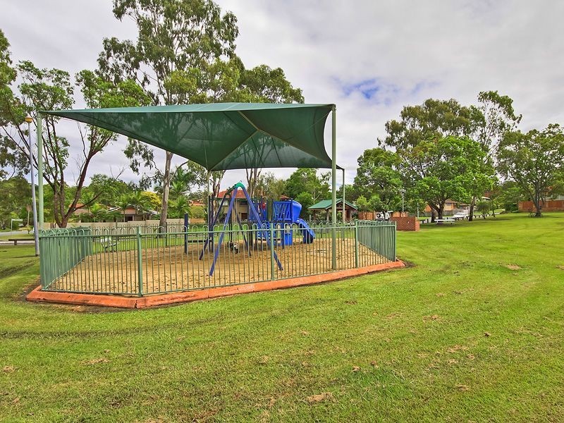 163 Benowa Road, Ashmore QLD 4214