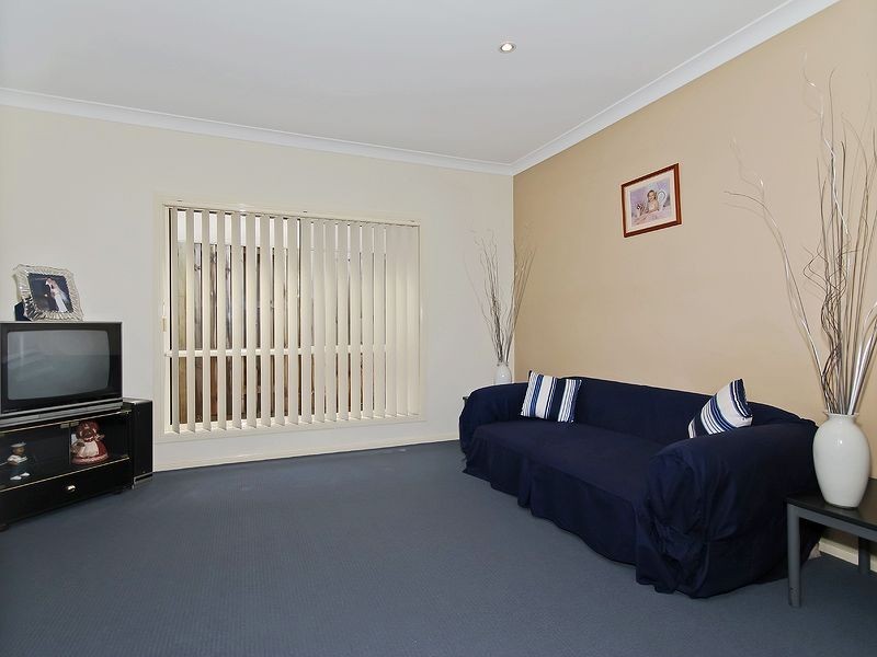 42 Gerona Circuit, Varsity Lakes QLD 4227