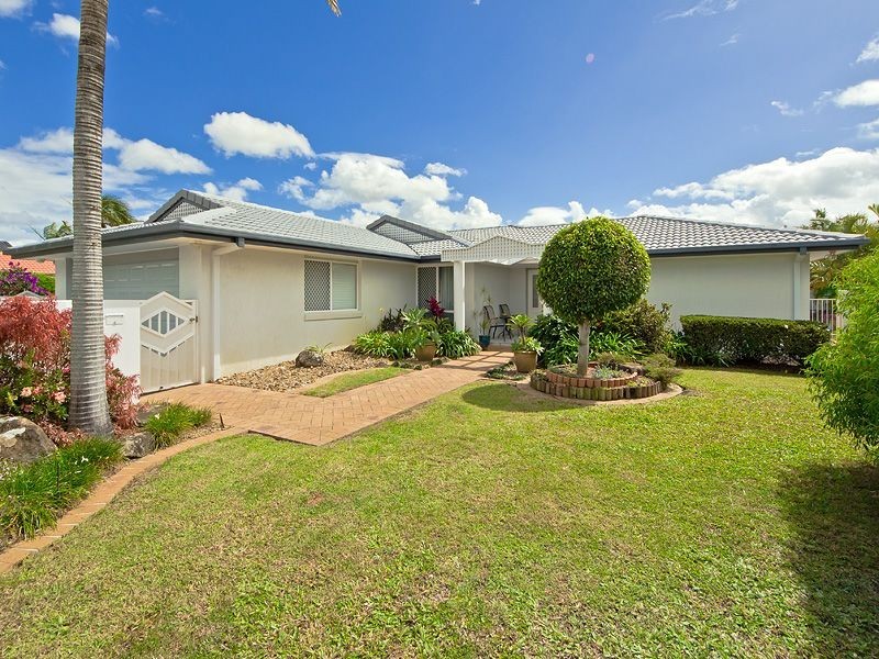 14 Bon Aire Court, Clear Island Waters QLD 4226