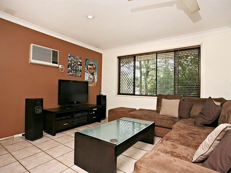 6 Bushtree Court, Burleigh Waters QLD 4220