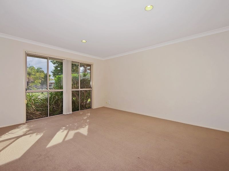 143 Harrier Drive, Burleigh Waters QLD 4220
