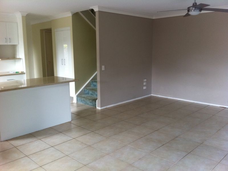 2/5 St Lucia Court, Varsity Lakes QLD 4227