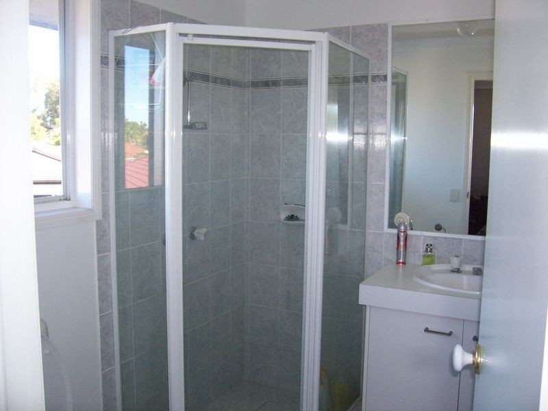 2/5 St Lucia Court, Varsity Lakes QLD 4227