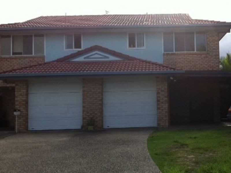 2/5 St Lucia Court, Varsity Lakes QLD 4227