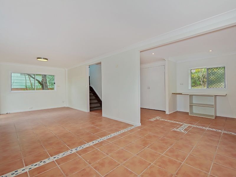 11 Coolibah Cr, Varsity Lakes QLD 4227