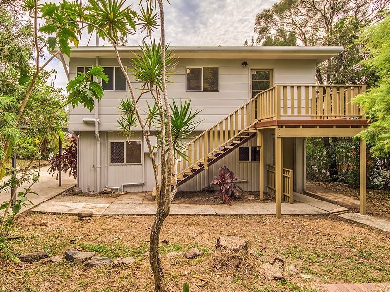 11 Coolibah Cr, Varsity Lakes QLD 4227