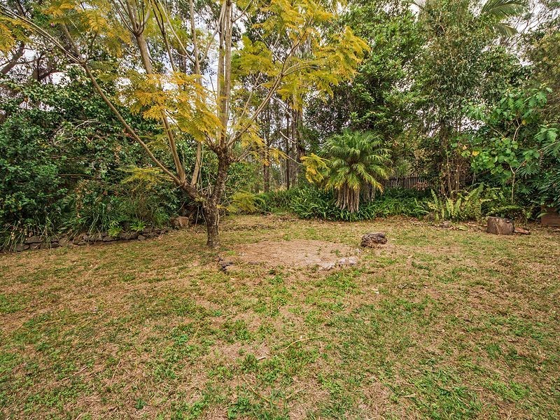 11 Coolibah Cr, Varsity Lakes QLD 4227