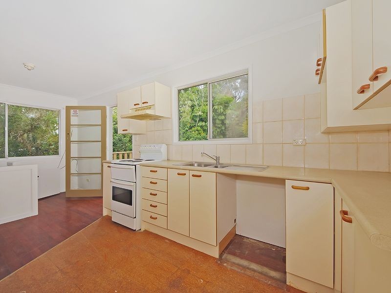 11 Coolibah Cr, Varsity Lakes QLD 4227