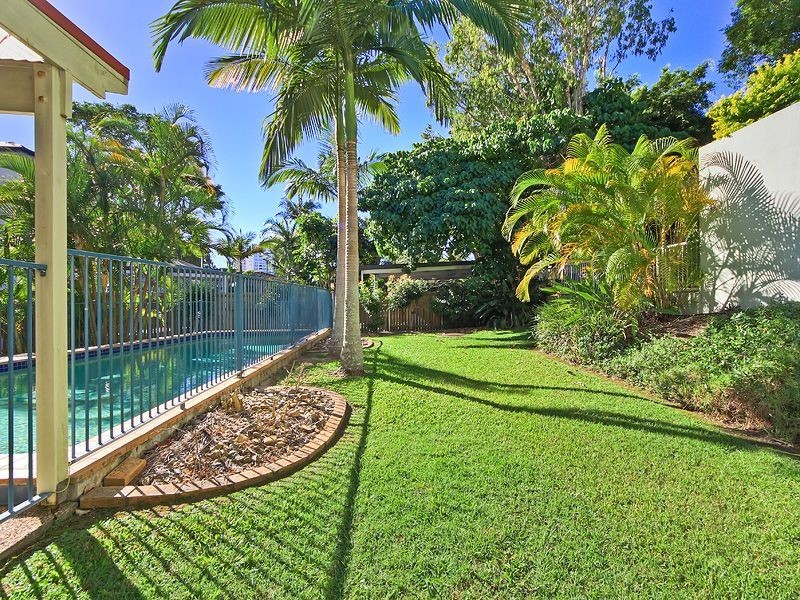 9/21 George St East, Burleigh Heads QLD 4220