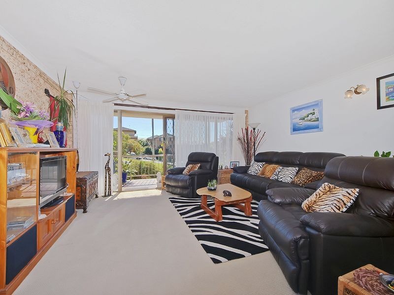 1/32 Ewart Street, Burleigh Heads QLD 4220