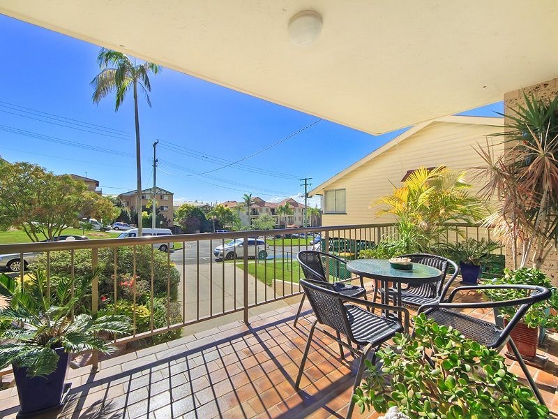 1/32 Ewart Street, Burleigh Heads QLD 4220