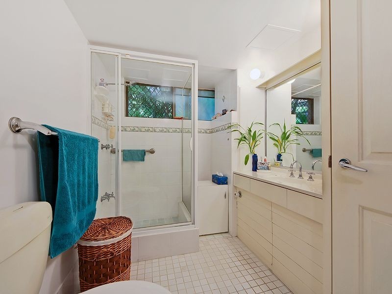 1/32 Ewart Street, Burleigh Heads QLD 4220