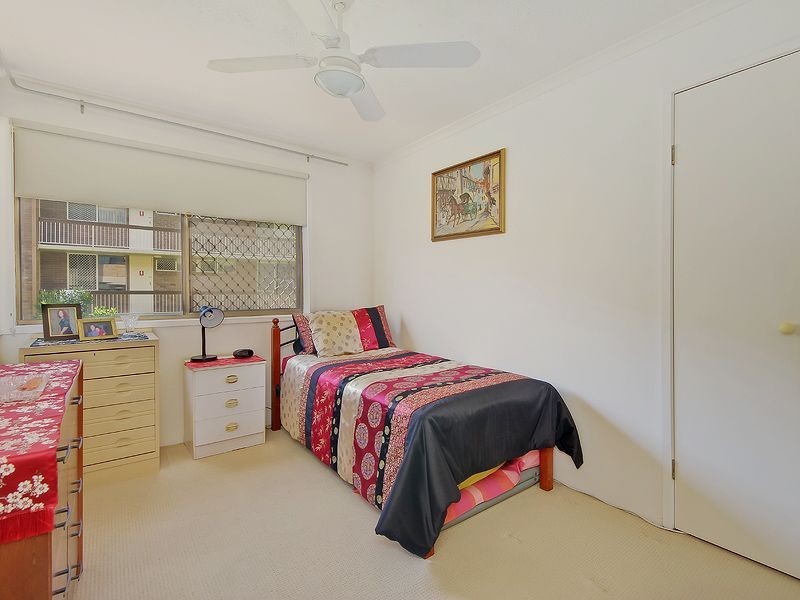 1/32 Ewart Street, Burleigh Heads QLD 4220