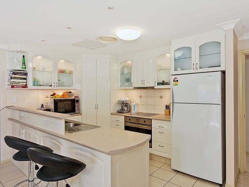 67 Dunlin Dr, Burleigh Waters QLD 4220