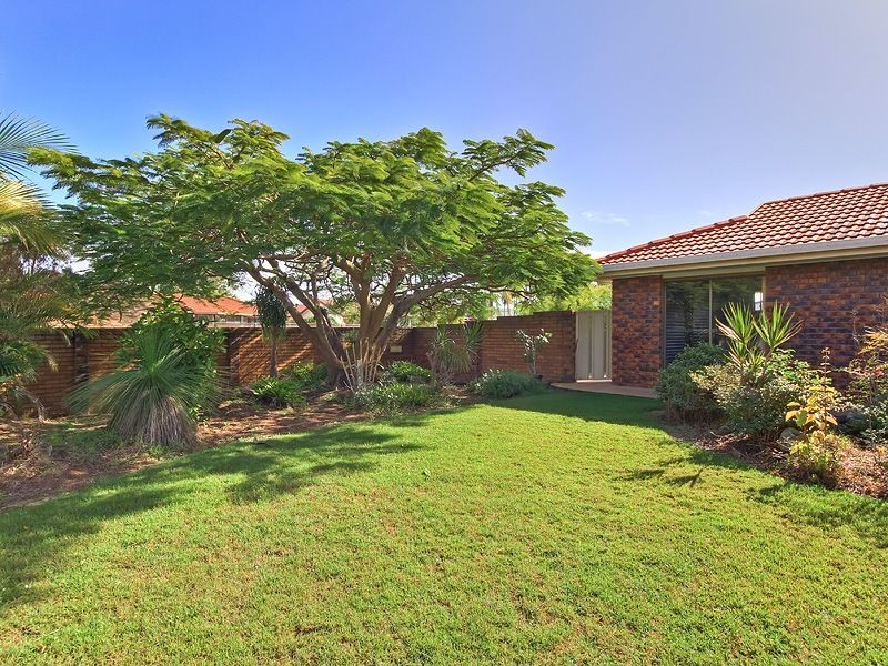 48 Dunlin Dr, Burleigh Waters QLD 4220