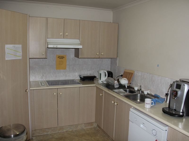 1/33 Hutchinson Street, Burleigh Heads QLD 4220