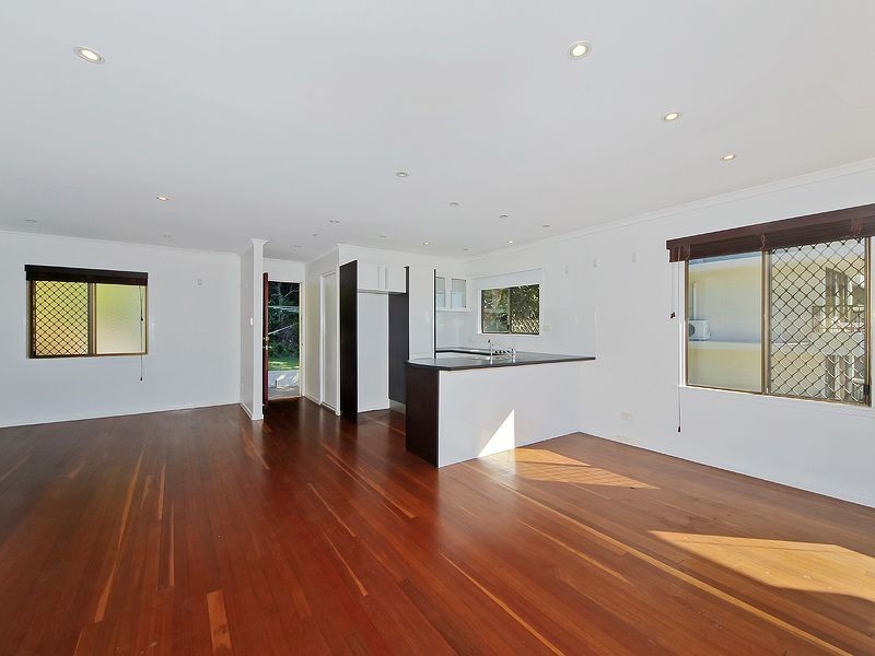 4/8 Nathan Street, Burleigh Heads QLD 4220